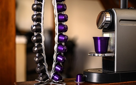 Decodifica dei colori dei chicchi di caffè: una guida ai gusti con l'imballaggio di precisione della macchina HIJPACK